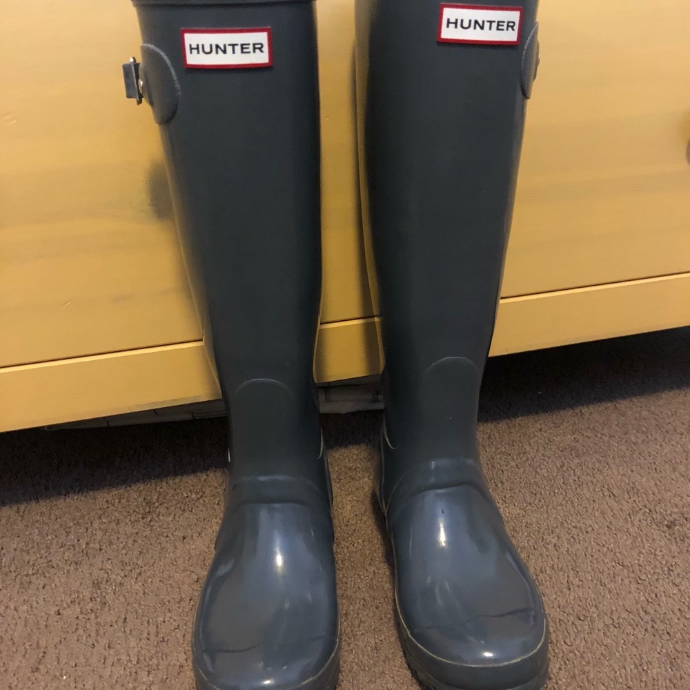 SOLD Graphite Hunter tall boots
